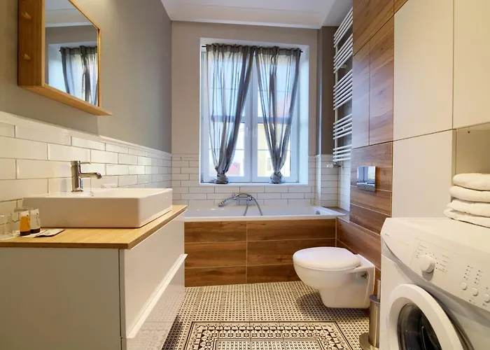 In - Janosika Отель *